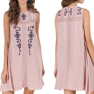 Blue Rain Pink Crochet Dress Lace Insets & Blue Embroidery Size Medium